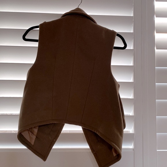 Camilla and Marc wool vest - Picture 5 of 5